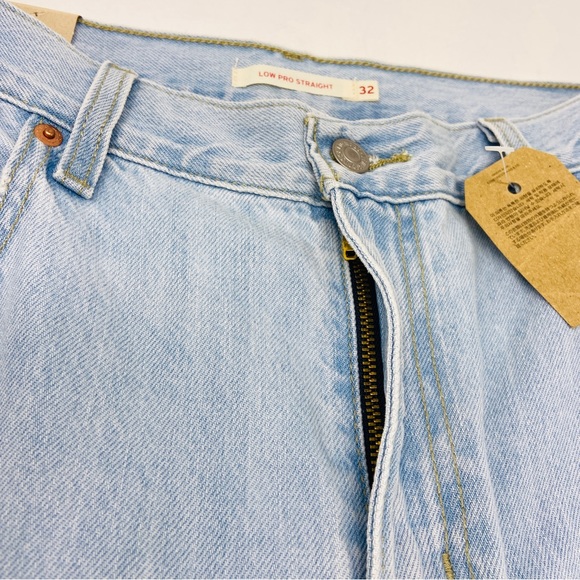 NWT LEVI'S Low Pro Straight Jeans Charlie Won - Light Wash - Picture 6 of 13